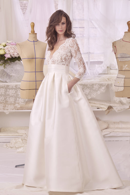 Robe Monica blanche chic – robe de mariée Atelier Emelia